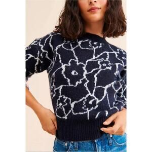ASTR the Label Saira Floral Sweater